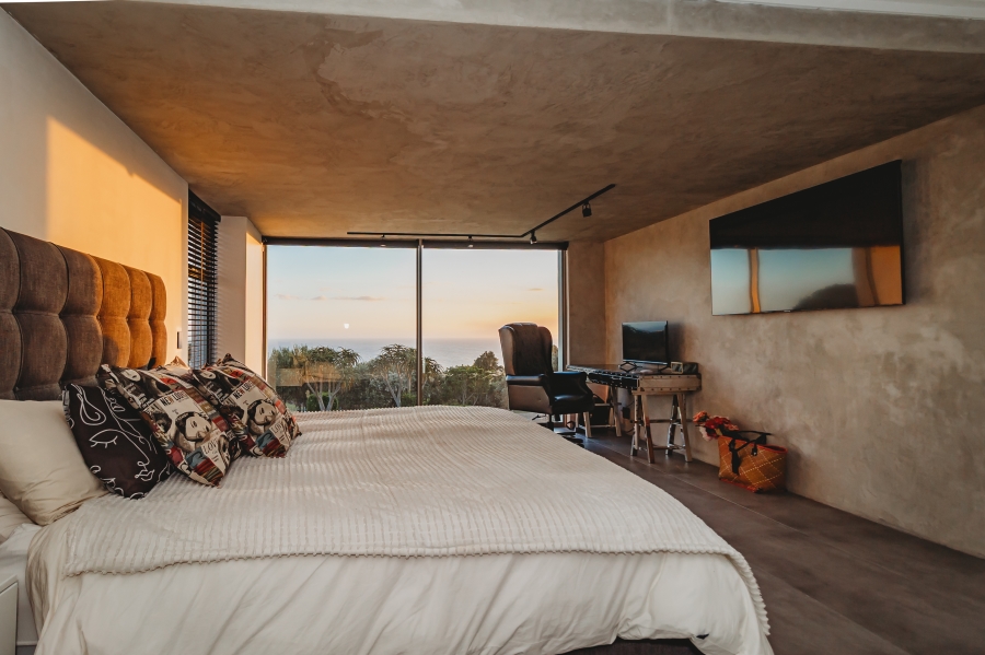 4 Bedroom Property for Sale in Herolds Bay Western Cape